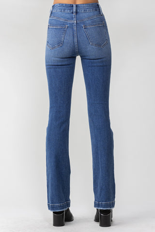 Chic & Comfortable High Rise Bootcut Jeans