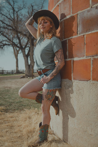 Buckled  V Neck Punching Lace Tulip Sleeve Tee